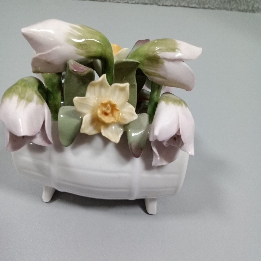 Aynsley England January Snowdrop Fine Bone China Hand Painted Floral Figurine